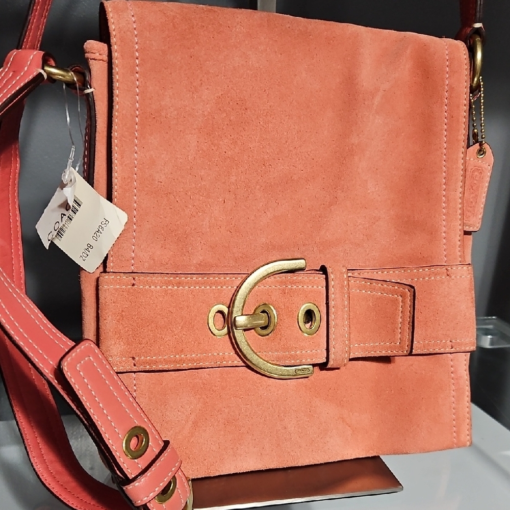 COACH NWT SOHO SUEDE SALMON PINK Crossbody Bag with Coach Suede Kit - Picture 2 of 15